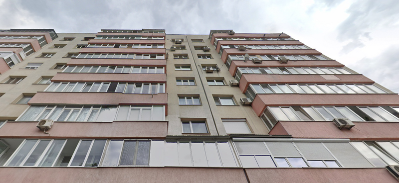 Iancului x Mihai Bravu x Avrig, 3 min. metrou Piata Iancului.